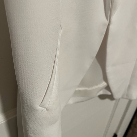 NWT BCBG Generation White Vest Medium - Picture 5 of 7